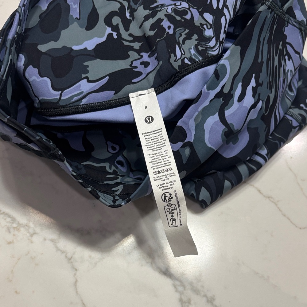 lululemon athletica Camouflage Leggings - Black and Blue - Picture 7 of 14